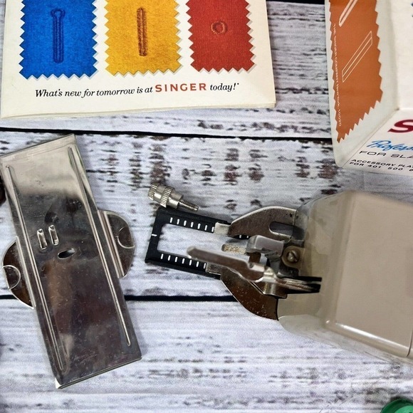 SINGER Professional Buttonholer 20 Cams 381116 for Slant 0 Matic Zig Zag Machine - Picture 11 of 16